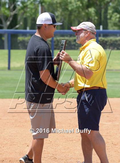 Thumbnail 2 in Selma vs. Mission Oak (CIF Central Section Division IV Final) photogallery.