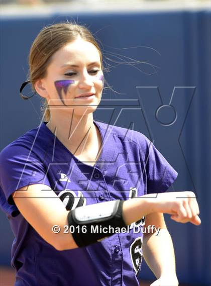 Thumbnail 1 in Selma vs. Mission Oak (CIF Central Section Division IV Final) photogallery.