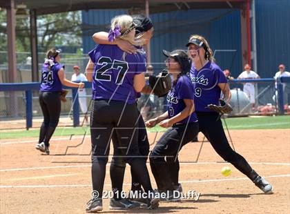 Thumbnail 3 in Selma vs. Mission Oak (CIF Central Section Division IV Final) photogallery.