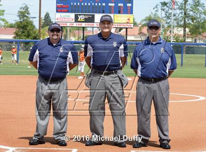 Thumbnail 1 in Selma vs. Mission Oak (CIF Central Section Division IV Final) photogallery.