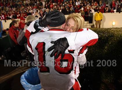Thumbnail 2 in Tarboro vs. Newton-Conover (NCHSAA 2-A Football Final) photogallery.