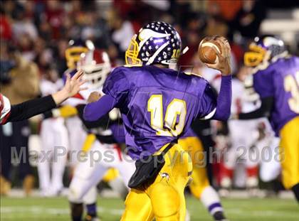 Thumbnail 1 in Tarboro vs. Newton-Conover (NCHSAA 2-A Football Final) photogallery.