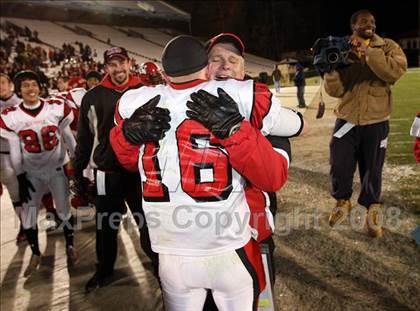 Thumbnail 2 in Tarboro vs. Newton-Conover (NCHSAA 2-A Football Final) photogallery.