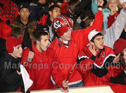 Thumbnail 2 in Tarboro vs. Newton-Conover (NCHSAA 2-A Football Final) photogallery.