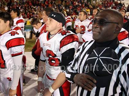 Thumbnail 2 in Tarboro vs. Newton-Conover (NCHSAA 2-A Football Final) photogallery.