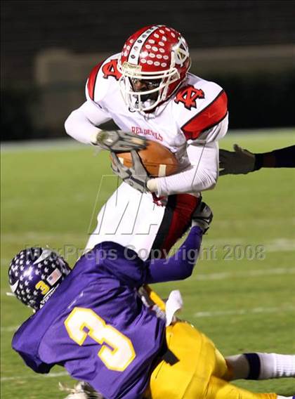 Thumbnail 2 in Tarboro vs. Newton-Conover (NCHSAA 2-A Football Final) photogallery.