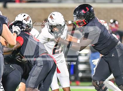 Thumbnail 2 in Norman @ Union (OSSAA 6A-1 Round 1) photogallery.