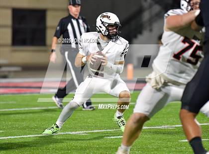 Thumbnail 3 in Norman @ Union (OSSAA 6A-1 Round 1) photogallery.