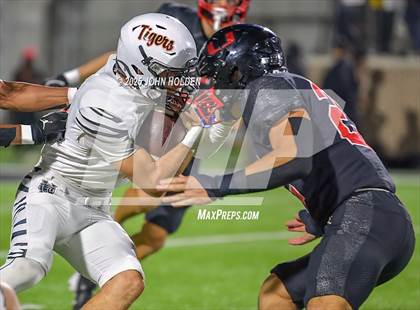 Thumbnail 3 in Norman @ Union (OSSAA 6A-1 Round 1) photogallery.