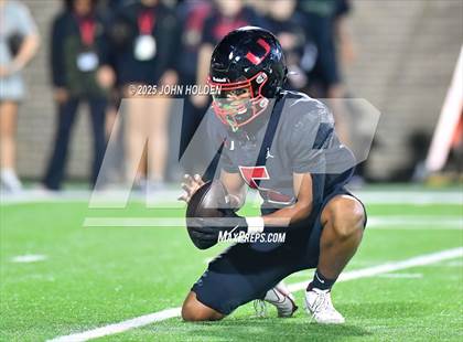 Thumbnail 2 in Norman @ Union (OSSAA 6A-1 Round 1) photogallery.