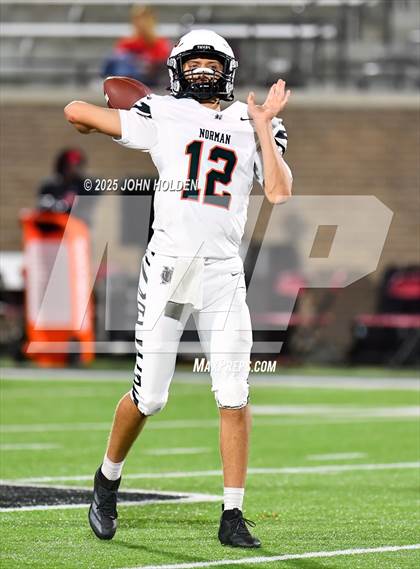 Thumbnail 3 in Norman @ Union (OSSAA 6A-1 Round 1) photogallery.