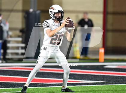 Thumbnail 2 in Norman @ Union (OSSAA 6A-1 Round 1) photogallery.