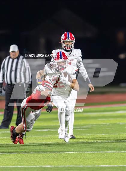Thumbnail 2 in Tonganoxie vs. Bishop Miege (KSHSAA 4A Sub-State) photogallery.