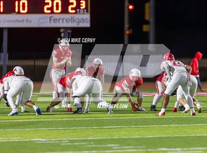 Thumbnail 2 in Tonganoxie vs. Bishop Miege (KSHSAA 4A Sub-State) photogallery.