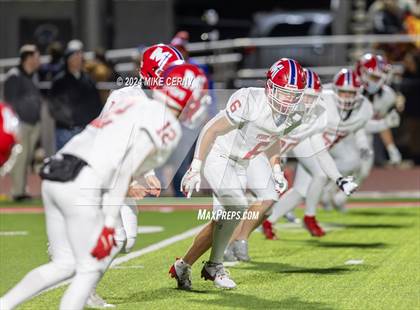 Thumbnail 3 in Tonganoxie vs. Bishop Miege (KSHSAA 4A Sub-State) photogallery.