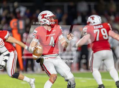 Thumbnail 3 in Tonganoxie vs. Bishop Miege (KSHSAA 4A Sub-State) photogallery.