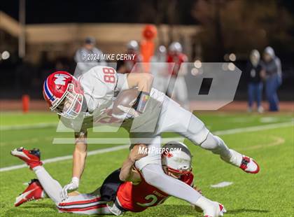 Thumbnail 2 in Tonganoxie vs. Bishop Miege (KSHSAA 4A Sub-State) photogallery.