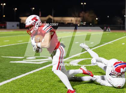 Thumbnail 2 in Tonganoxie vs. Bishop Miege (KSHSAA 4A Sub-State) photogallery.