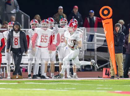 Thumbnail 1 in Tonganoxie vs. Bishop Miege (KSHSAA 4A Sub-State) photogallery.