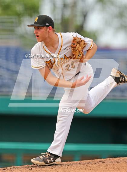 Thumbnail 3 in North Allegheny vs. La Salle College (PIAA 6A Championship) photogallery.