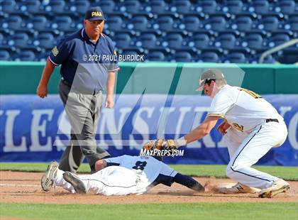 Thumbnail 3 in North Allegheny vs. La Salle College (PIAA 6A Championship) photogallery.