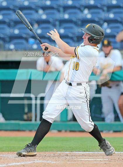 Thumbnail 1 in North Allegheny vs. La Salle College (PIAA 6A Championship) photogallery.