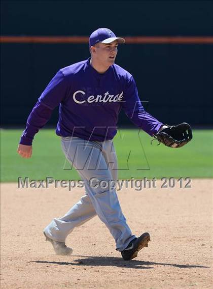 Thumbnail 1 in East Hamilton (TN) vs Pickerington Central (OH) (Demarini/Diamond Academy Baseball Classic) photogallery.
