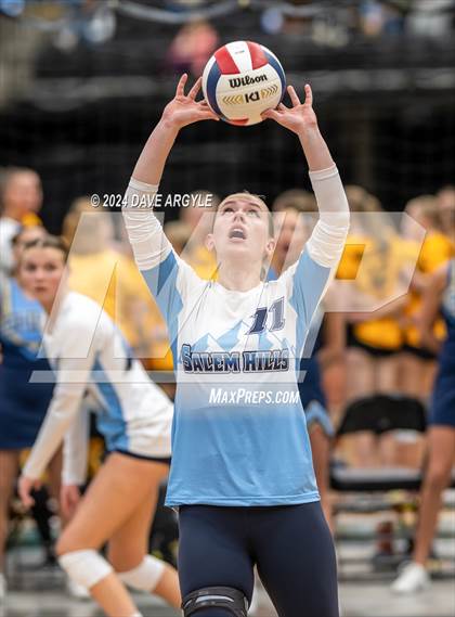 Thumbnail 3 in Salem Hills vs. West Jordan (UHSAA 5A Second Round) photogallery.