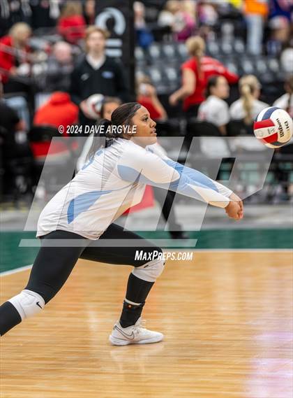 Thumbnail 2 in Salem Hills vs. West Jordan (UHSAA 5A Second Round) photogallery.
