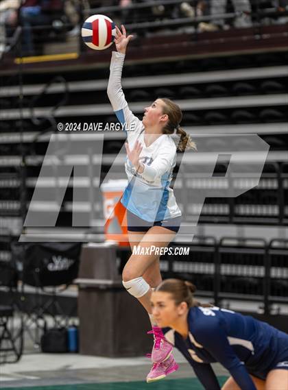 Thumbnail 2 in Salem Hills vs. West Jordan (UHSAA 5A Second Round) photogallery.