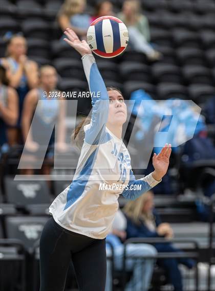 Thumbnail 1 in Salem Hills vs. West Jordan (UHSAA 5A Second Round) photogallery.