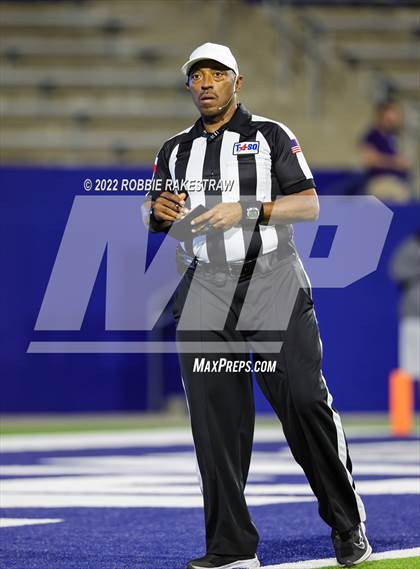 Thumbnail 3 in Guyer @ McKinney photogallery.