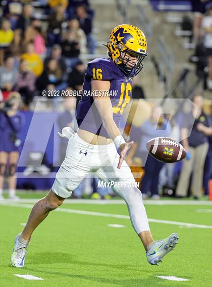 Thumbnail 2 in Guyer @ McKinney photogallery.