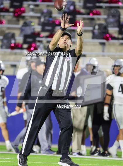 Thumbnail 2 in Guyer @ McKinney photogallery.