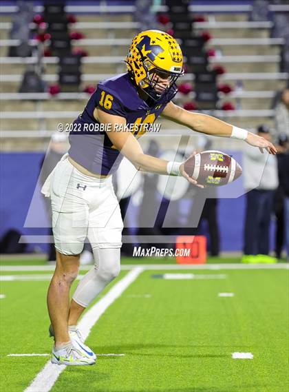 Thumbnail 1 in Guyer @ McKinney photogallery.
