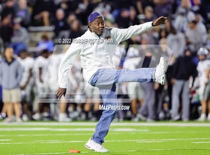 Thumbnail 3 in Guyer @ McKinney photogallery.