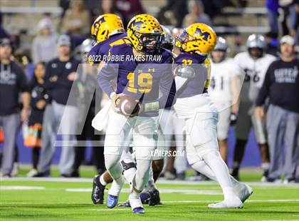 Thumbnail 2 in Guyer @ McKinney photogallery.