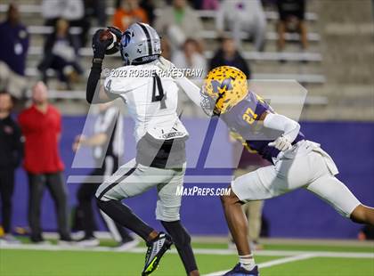 Thumbnail 3 in Guyer @ McKinney photogallery.