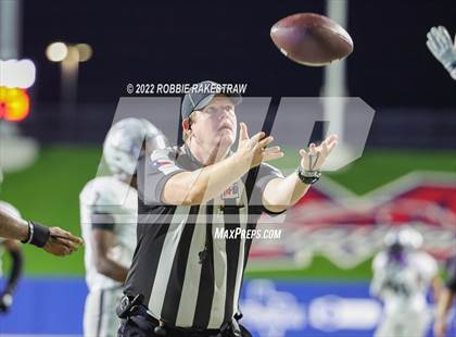 Thumbnail 2 in Guyer @ McKinney photogallery.