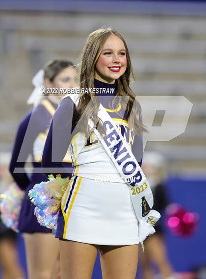 Thumbnail 2 in Guyer @ McKinney photogallery.