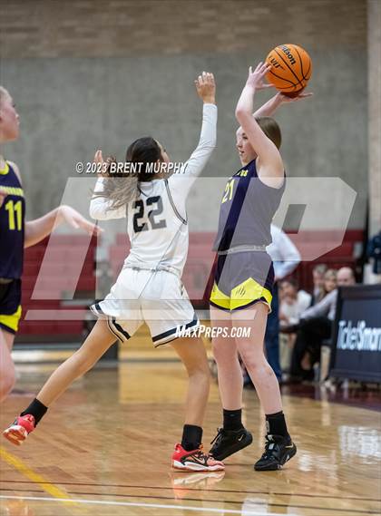 Thumbnail 1 in Ellicott @ The Vanguard School (CHSAA 3A Final Four) photogallery.