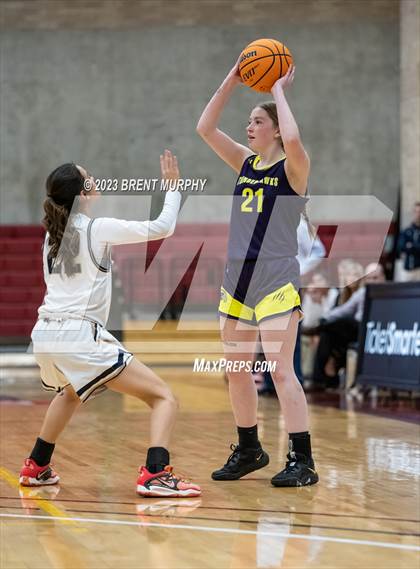 Thumbnail 3 in Ellicott @ The Vanguard School (CHSAA 3A Final Four) photogallery.