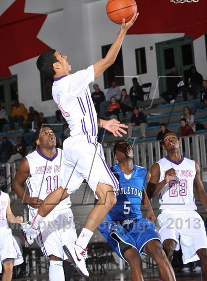 Thumbnail 1 in Middletown vs New Rochelle (Hoops For A Cure Extravaganza) photogallery.