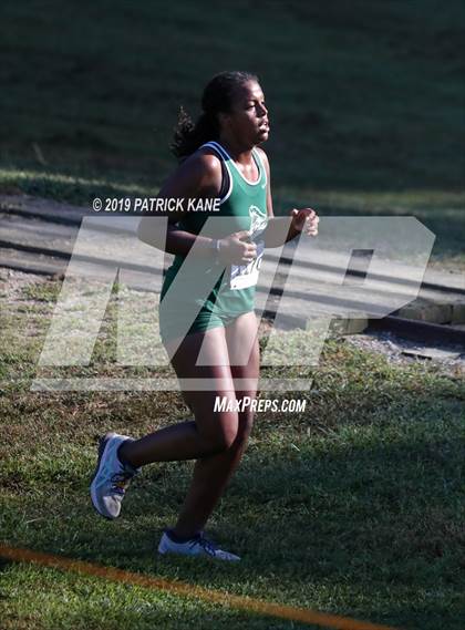 Thumbnail 2 in Monroe Parker Invitational photogallery.