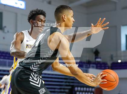 Thumbnail 3 in Montverde Academy vs. Sunrise (Geico Nationals) photogallery.