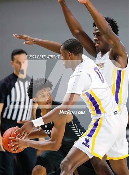 Thumbnail 1 in Montverde Academy vs. Sunrise (Geico Nationals) photogallery.