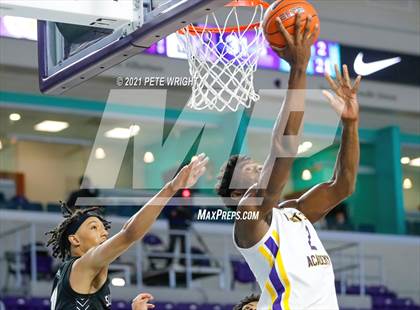 Thumbnail 1 in Montverde Academy vs. Sunrise (Geico Nationals) photogallery.