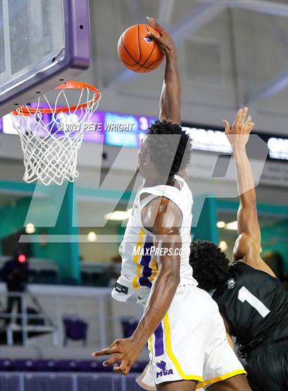 Thumbnail 1 in Montverde Academy vs. Sunrise (Geico Nationals) photogallery.