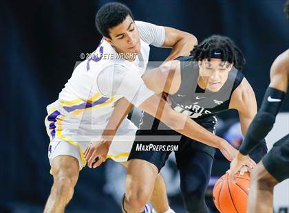 Thumbnail 3 in Montverde Academy vs. Sunrise (Geico Nationals) photogallery.