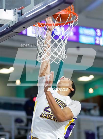 Thumbnail 2 in Montverde Academy vs. Sunrise (Geico Nationals) photogallery.